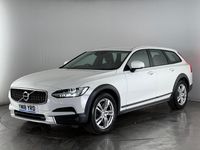 Used Volvo V90 CC 190 HP (139 kW) 2018 White Estate