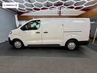 Used Vauxhall Vivaro 100 HP (73 kW) 2022 White MPV