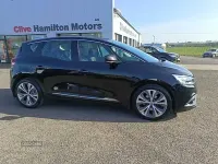 Usado Renault Scénic IV Dynamique 2017 Preto Monovolume