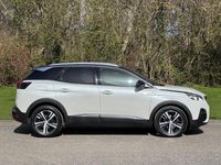 Used Peugeot 3008 GT-line 130 HP (95 kW) 2018 White metallic SUV