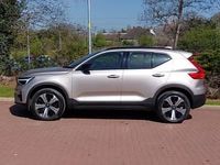 Used Volvo XC40 Plus 211 HP (155 kW) 2023 Gold SUV