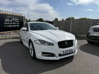 Used Jaguar XF 200 HP (147 kW) 2013 White Sedan
