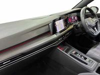 Second-hand VW Golf VIII GTD 200 CP (147 kW) 2022 Alb Hatchback
