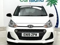 Used Hyundai i10 67 HP (49 kW) 2019 White Hatchback