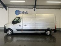 Używany Renault Master Business 2023 Szary Minivan