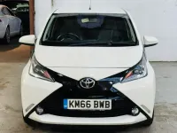 Used Toyota Aygo x-press 2016 White Hatchback