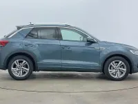 Used VW T-Roc R-line 150 HP (110 kW) 2025 Blue SUV