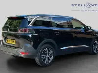 Used Peugeot 5008 Allure Premium 129 HP (94 kW) 2021 Black SUV