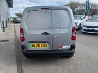 Used Vauxhall Combo 98 kW (134 HP) 2025 Grey MPV