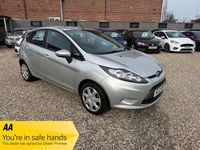 Used Ford Fiesta 70 HP (51 kW) 2012 Silver Hatchback