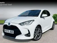 Second-hand Toyota Yaris Hybrid 116 CP (85 kW) 2023 Alb Hatchback