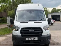 Usado Ford Transit S 130 HP (95 kW) 2020 Branco Van