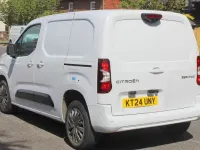 Gebraucht Citroën Berlingo 102 PS (75 kW) 2024 Weiß Van / Kleinbus