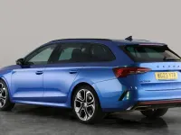 Used Skoda Octavia vRS 245 HP (180 kW) 2023 Blue Estate