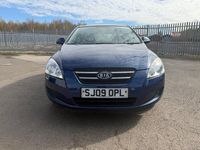 Używany Kia Ceed 2009 Niebieski Hatchback