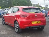 Used Renault Clio Evolution 90 HP (66 kW) 2023 Red Hatchback