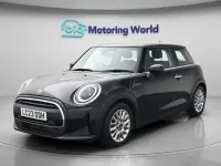 Begagnad Mini Cooper Classic 136 HK (100 kW) 2023 Svart Halvkombi
