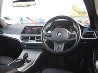 Używany BMW 320 M Sport 190 KM (139 kW) 2020 Biały Sedan/Limuzyna