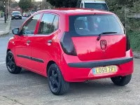 Usado Hyundai i10 Classic 78 HP (57 kW) 2010 Vermelho Citadino