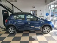 Used Dacia Sandero Lauréate 90 HP (66 kW) 2017 Blue Hatchback