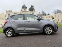 Used Hyundai i10 Premium 87 HP (63 kW) 2015 Grey Hatchback