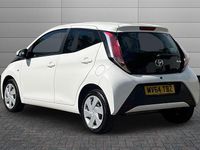 Usado Toyota Aygo X-play 68 CV (50 kW) 2014 Blanco Utilitario