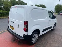 Used Peugeot Partner 131 HP (96 kW) 2022 White MPV