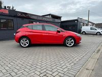 Used Vauxhall Astra SRi 110 HP (80 kW) 2016 Red Hatchback