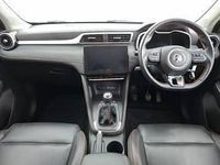 Used MG ZS Exclusive 106 HP (77 kW) 2023 Silver SUV