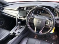 Used Honda Civic Dynamic 126 HP (92 kW) 2019 Red Hatchback