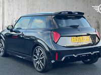 Usado Mini Cooper Hatch 161 HP (118 kW) 2025 Preto Citadino