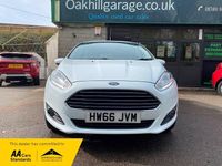 Usado Ford Fiesta Zetec 2016 Branco Citadino