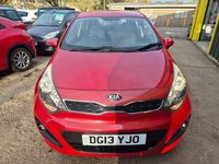 Used Kia Rio 75 HP (55 kW) 2013 Red Hatchback