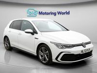 Second-hand VW Golf VIII R-line 150 CP (110 kW) 2022 Alb Hatchback