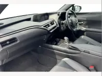 Used Lexus UX 300e 150 kW (204 HP) 2022 White SUV
