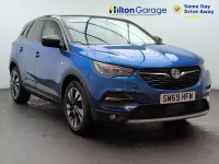 Used Vauxhall Grandland X SRi 130 HP (95 kW) 2019 Blue SUV