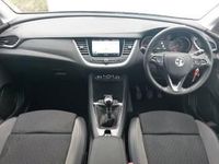 Used Vauxhall Grandland X Sport 130 HP (95 kW) 2019 Grey SUV