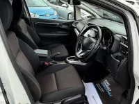 Used Honda Jazz EX 102 HP (75 kW) 2017 Pearlescent white Hatchback