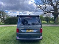 Begagnad VW Transporter Highline 150 HK (110 kW) 2016 Grå Van