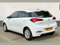 Used Hyundai i20 SE 83 HP (61 kW) 2017 White Hatchback