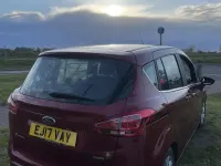 Usado Ford B-MAX Zetec 125 HP (91 kW) 2017 Vermelho Monovolume