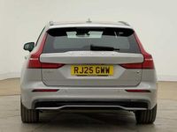 Usado Volvo V60 Plus 349 HP (256 kW) 2025 Carrinha