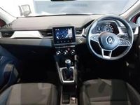 Used Renault Captur Iconic 140 HP (102 kW) 2022 Red SUV