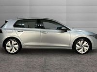 Second-hand VW Golf VIII Style 150 CP (110 kW) 2025 Argintiu Hatchback
