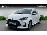 Used Toyota Yaris 113 HP (83 kW) 2023 White Hatchback