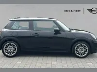 Used Mini Cooper Classic 200 HP (147 kW) 2024 Black Hatchback