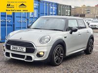 Used Mini Cooper Hatch 136 HP (100 kW) 2018 Silver Hatchback