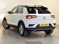 Used VW T-Roc Design 115 HP (84 kW) 2019 White SUV