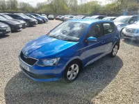 Usado Skoda Fabia SE 110 CV (80 kW) 2017 Azul Utilitario