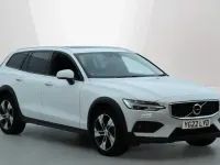 Used Volvo V60 CC 197 HP (144 kW) 2022 Estate